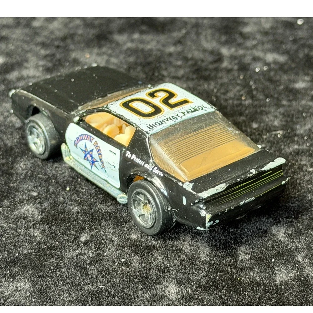 Hot Wheels 1983 Chevy Camaro IROC-Z: Highway Patrol, Black White, 02 Diecast Car